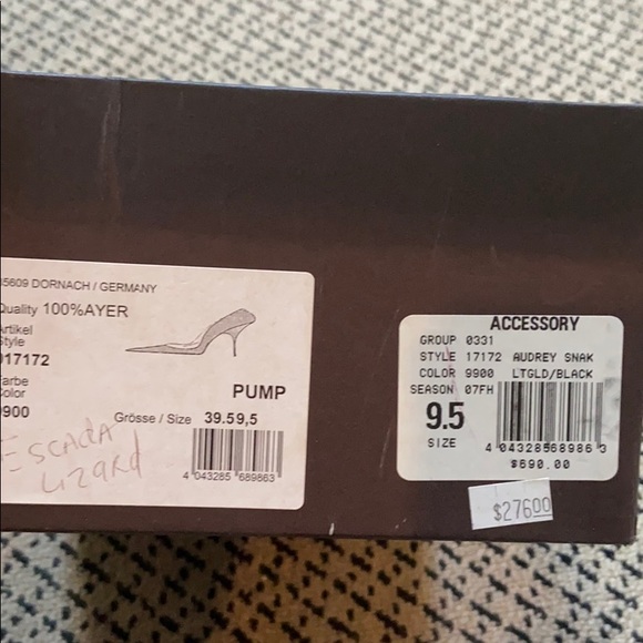 Escada snakeskin pump size 39.5 - Picture 8 of 8